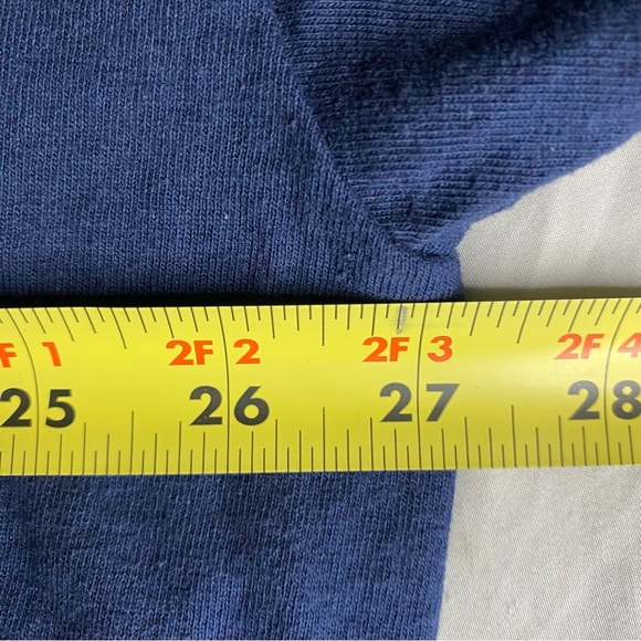 Molson Official Canada Vancouver Canucks XXL Blue T-Shirt Hockey Sports 2XL NHL - Picture 7 of 8